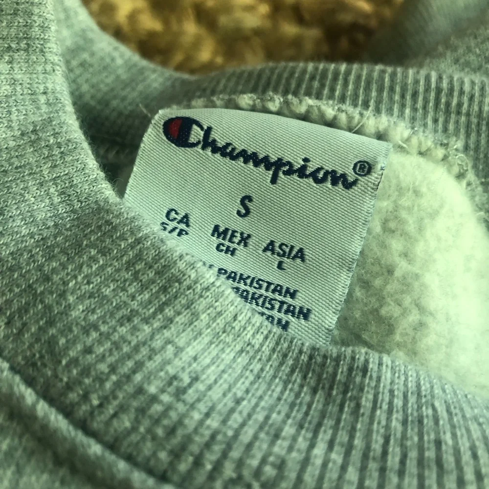 New: Set of Two Champion UNC Chapel Hill Tar Heel Sweatshirts. Size Small - Picture 13 of 14